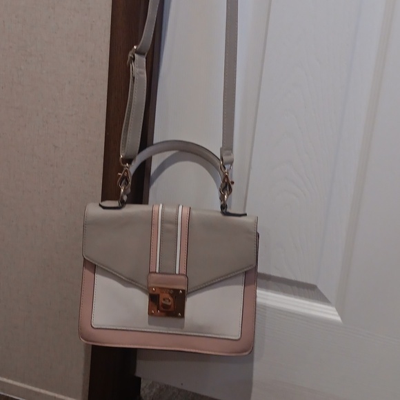 Aldo handbag and shoulder bag in good condition - Picture 7 of 10